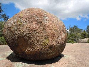 rock, boulder, round