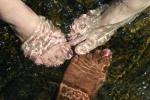 feet, water, refreshing