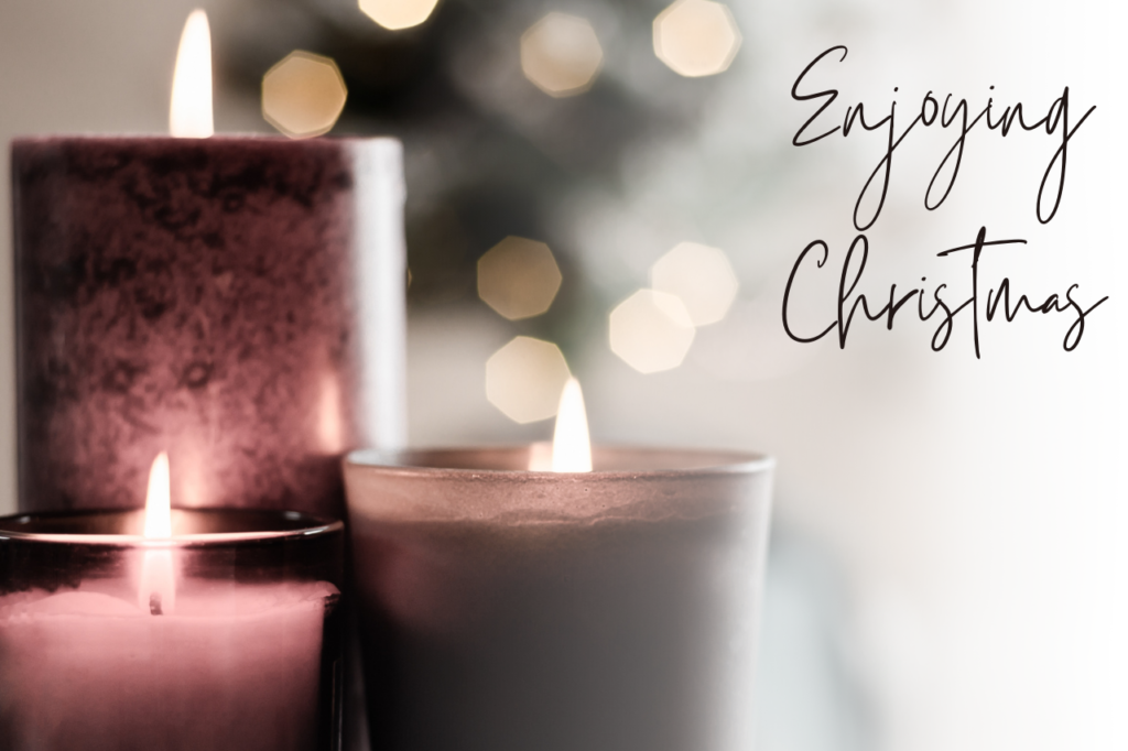 Featured Image Enjoying Christmas (candles)