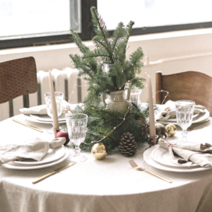 Kitchen table setting Christmas